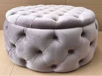 Produktbild von Casa Padrino Luxus Chesterfield Rundhocker mit Stauraum Grau Ø 100 x H. 45 cm
