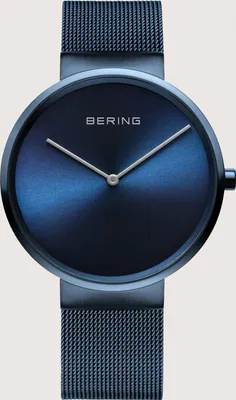 Produktbild von Bering Classic Uni Armbanduhr Saphirglas, Edelstahl, Blau14539-397