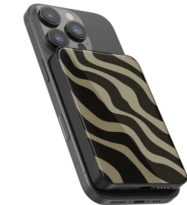 Productafbeelding van Selencia Vivid Powerbank 5.000 mAh - Draadloze Powerbank - Geschikt voor MagSafe en Qi - Black / Swirl Black