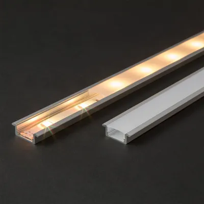 Immagine prodotto di Copertura opalina per profilo in alluminio LED - 1 m - Policarbonato - Compatibile con 41011A1 - Protezione e finitura per strisce LED [41011M1]
