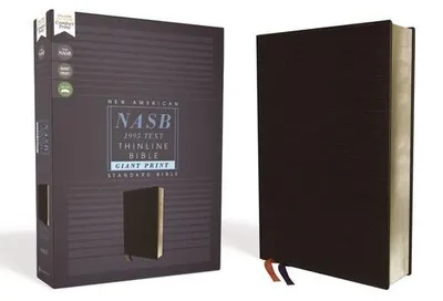 Produktbild von Nasb, Thinline Bible, Giant Print, Lederfaserstoff, Black, Red Letter Edition, 1995 Text, Comfort Print