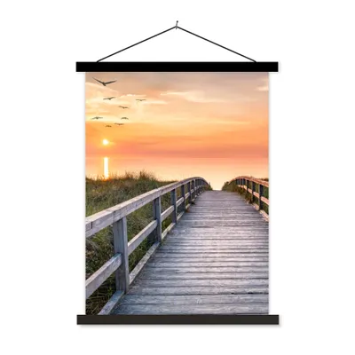 Produktbild von MuchoWow® Textilposter Sonnenuntergang - Meer - Weg - Gras - Düne - Vögel 40x53 cm mit schwarzem Rahmen - Abbildung