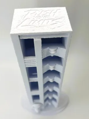 Image de Organisateur de bureau avec 10 compartiments pour la gestion des câbles, de couleur blanche