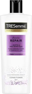 Produktbild von TRESemme Collagen + Fullness Shampoo 400 ml - Volumizing Shampoo