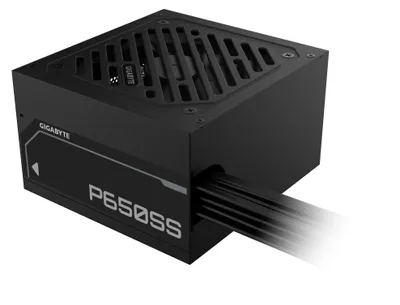 Produktbild von GIGABYTE P550SS Netzteil - PCIe 5.0, 80 PLUS Silver, 120-mm-Lüfter, ATX 3.0 kompatibel, EU-Stecker, 550 W, 155-240 V, 50/60 Hz, 6.3 A, Aktiv, 100 W