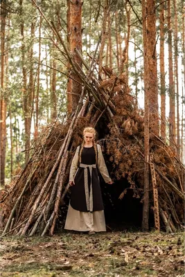 Produktbild von Mittelalter Überkleid Dunkelbraun "Magdalena" XXL