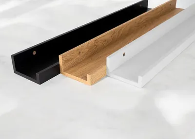 Produktbild von Queence Bilderleiste | Board Galerieschiene | Regalboard | elegant und schlicht | Gewürzregal | Wandregal | Schweberegal | Holz, Größe :70x9 cm, Farbe:Eiche