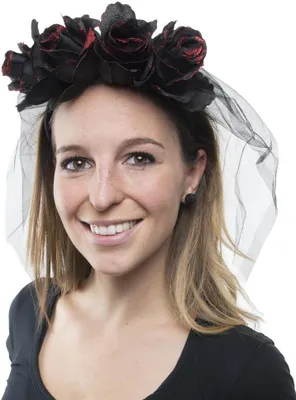 Produktbild von Diadem mit Rosen und Totenkopfschleier