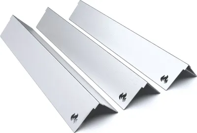 Produktbild von teileplus24 Brennerabdeckung für Gasgrill Edelstahl gebürstet Napoleon Rogue Prestige Freestyle 3 Leisten 41 x 8,5 x 4,5 cm Plug & Play spülmaschinengeeignet rostfreier Edelstahl BBQ Flammen Logo 0,2 kg pro Leiste Schutz vor Marinade und Fleischsaft