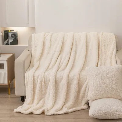 Zdjęcie produktu dla Koc Mikrofibra Bukla 80x160 cm Kremowy - Antyalergiczny z Certyfikatem Oeko-Tex