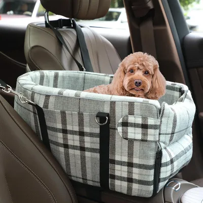 Produktbild von Autositz für kleine Hunde, tragbarer Hundesitz mit weichem, waschbarem Kissen, Hundeautositz für die Mittelkonsole für kleine Hunde bis 13 Pfund