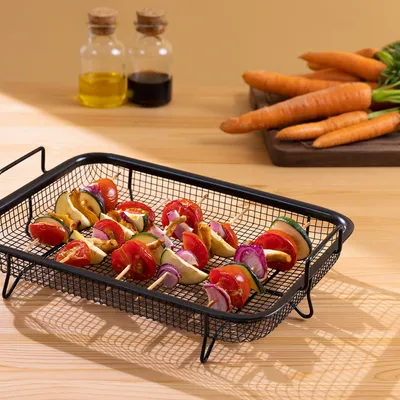 Produktbild von Navaris Grillkorb Gitter für Backofen - 32 x 22,5 cm Grill Korb aus Edelstahl - Schale für Pommes Gemüse Chicken Nuggets - Antihaftbeschichtung