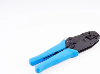 Produktbild von shiverpeaks BASIC-S Crimpzange für RJ45 Modularstecker