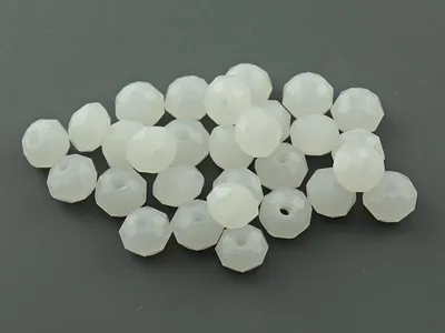 Produktbild von Vintageparts Glasschliffperlen weiß Rondelle facettiert Jadeimitat 6mm für Ketten und Armbänder, 30 Stück