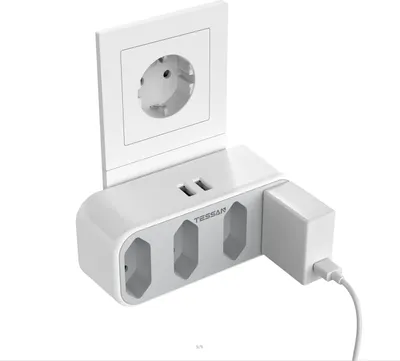 Obrázok produktu pre Rozvodník Napätia 2300 W, 2,5 A, Pre 4X Euro Zásuvky, 2X Usb, Biely