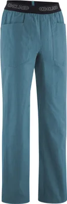Edelrid Me Legacy Pants in Blau; lange Kletter- und Boulderhose für Herren mit zwei Taschen.