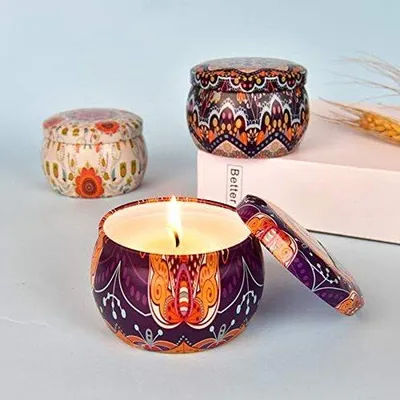 Produktbild von Unyqoos® Duftkerzen-Set – 4er Sojawachs-Kerzen (Rose, Vanille, Lavendel, Zitrone), je bis 20 Std. Brenndauer, wiederverwendbare Dose, Geschenkset