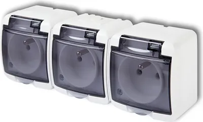 Obrázok produktu pre Trojitá uzemnená zásuvka 3x(2P+Z)