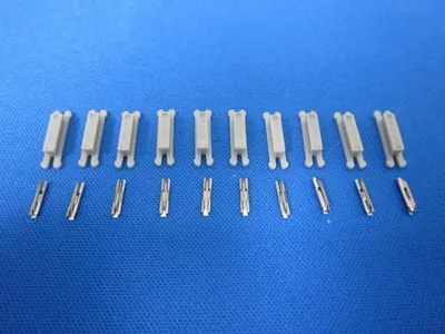 Produktbild von Rokuhan 7297412 - Z - Rokuhan Schienenverbinder, 10 Stück - Neu