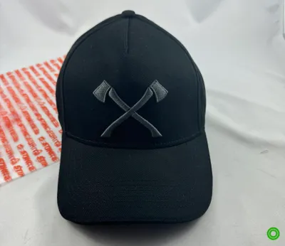 Zdjęcie produktu dla Czapka z daszkiem AXE czarny