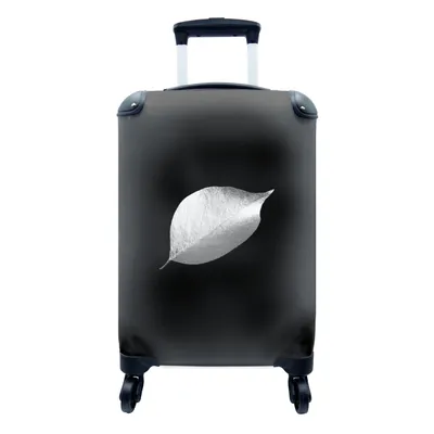 Produktbild von MuchoWow® Koffer Handgepäck Trolley Rollkoffer Kleine Reisekoffer mit 4 Rollen - Blatt auf schwarzem Hintergrund - schwarz und weiß - Cabin Size < 55x40x23 cm & 55x40x20 cm - Fotokoffer - Kabinenkoffer - Boardgepäck - Reise-Box - Reisekoffer - Reisegepäck - Koffer mit Bild - Trolley für Kinder