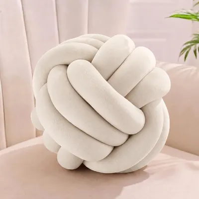 Productafbeelding van Relaxdays Knoopkussen, decoratief kussen met knoopdetails, geschikt voor bank, bed, Scandinavisch design, Ø 25 cm, beige, AI-gegenereerde afbeelding