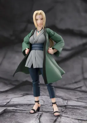 A full-body shot of a Tsunade action figure from Naruto.