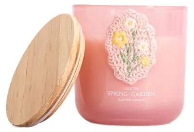 Zdjęcie produktu dla HOMLA CROHET Świeca zapachowa „Wiosenny ogród” 300 g