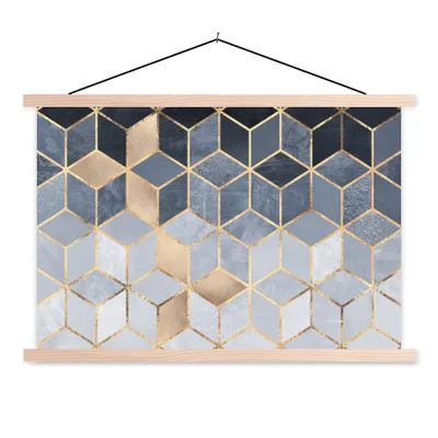 Produktbild von MuchoWow® Textilposter Würfel - Gold - Muster 120x80 cm mit holzfarbenen Rahmen - Aufhängeset