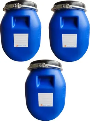 Produktbild von kanister-vertrieb® 3 Stück 30 Liter Deckelfass, Kunststofffass, Futtertonne, Fass, Weithalsfass Farbe blau mit Griffmulde inkl. Etikett (3x30 DGM)