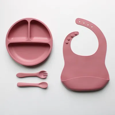 Image de Ensemble de couverts pour bébé - Assiette pour bébé - Pour l'apprentissage de l'autonomie - Avec ventouse - 4 pièces - Rose