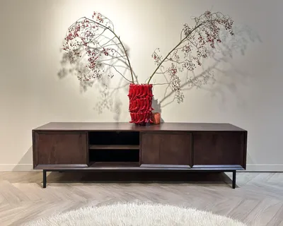 Produktbild von TV-Möbel aus Mangoholz dunkelbraun - 180x40x50 cm - Ravenstein