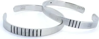 Produktbild von Damen Armreif aus 925er Sterling Silber, dunkelgrau, satinierte Oberfläche, hypoallergen