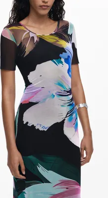 Produktbild von Elegantes, langes schwarzes Kleid mit Muster und Rundhalsausschnitt