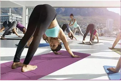 Zdjęcie produktu dla Mata do jogi premium, mata treningowa o wymiarach 183 x 61 x 0,5 cm, antypoślizgowa, wykonana z TPE, w jasnofioletowym kolorze, idealna do jogi, pilatesu i fitnessu