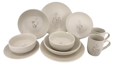 Produktbild von 10-teiliges Keramik-Geschirrset Cream Charm (Teller, Schalen, Tassen)