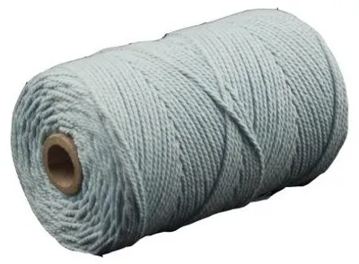 Productafbeelding van 200 gram, 1,5 mm dik, 140 meter lang, lichtblauw katoenen macramékoord