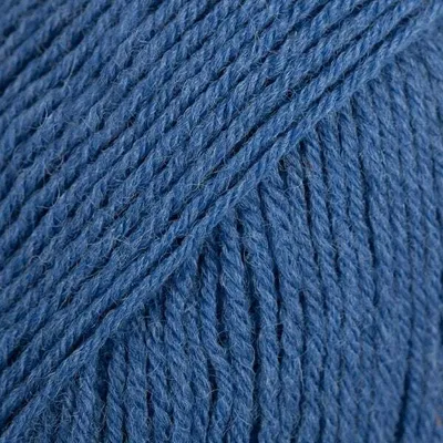 Produktbild von Drops Fabel Uni Colour 108 Royal Blue Strickgarn