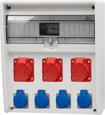 Imagen del producto de Distribuidor ULISSE de 17 metros, 3 enchufes de 16A/5P, 4 enchufes de 230V, grado de protección IP65