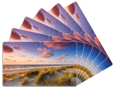 Produktbild von Wallario Frühstücksbrettchen 6er Set aus Glas, je 14 x 23 cm, mit rutschfesten Füßen, Motiv Abendspaziergang am Strand - Sonnenuntergang über dem Meer