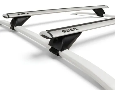 Zdjęcie produktu dla Uniwersalny bagażnik dachowy - 135 cm, srebrny, aluminium - udźwig 90 kg