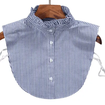 Immagine prodotto di Camicia a righe con applicazioni di perline, colletto finto, cravatta, stile vintage, da indossare separatamente