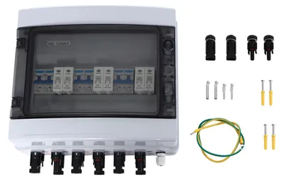 Imagen del producto de Caja combinadora solar, protección IP65, 3 entradas y salidas, color blanco