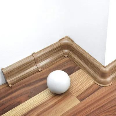 Produktbild von DQ-PP Sockelleiste 200cm PVC + Dübel Fussleiste Fußeisten Höhe: 52mm , Farbe: Eiche