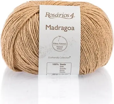 Produktbild von Rosarios 4 Madragoa Seidengarn, Camel, 100% Seide, 200m, Ideal für Sommerprojekte