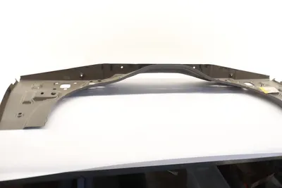 Imagen del producto de Refuerzo para la parte trasera del vehículo, marca Renault, referencia 791004963R