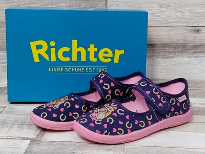 Produktbild von Richter Mädchen Klett Hausschuh blau mit Hufeisen Sohle rosa 26