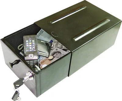 Produktbild von Milenco Caravan Safe zum Festeinbau