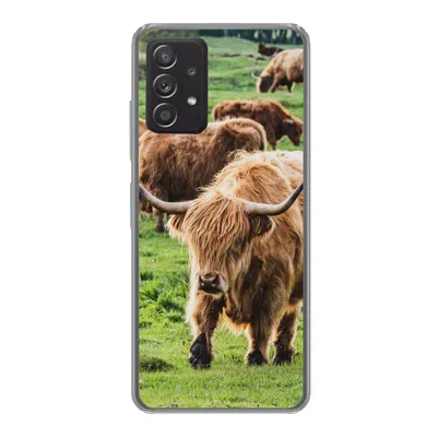 Produktbild von MuchoWow® Handyhülle Schutzhülle Hülle für Samsung Galaxy A33 5G Schottische Highlander - Tiere - Gras Silikon Softcase Handy Hülle - Kartenhalter