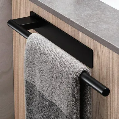 Obrázek produktu pro Stylový černý samolepicí držák na ručníky Unyqoos® do koupelny a kuchyně